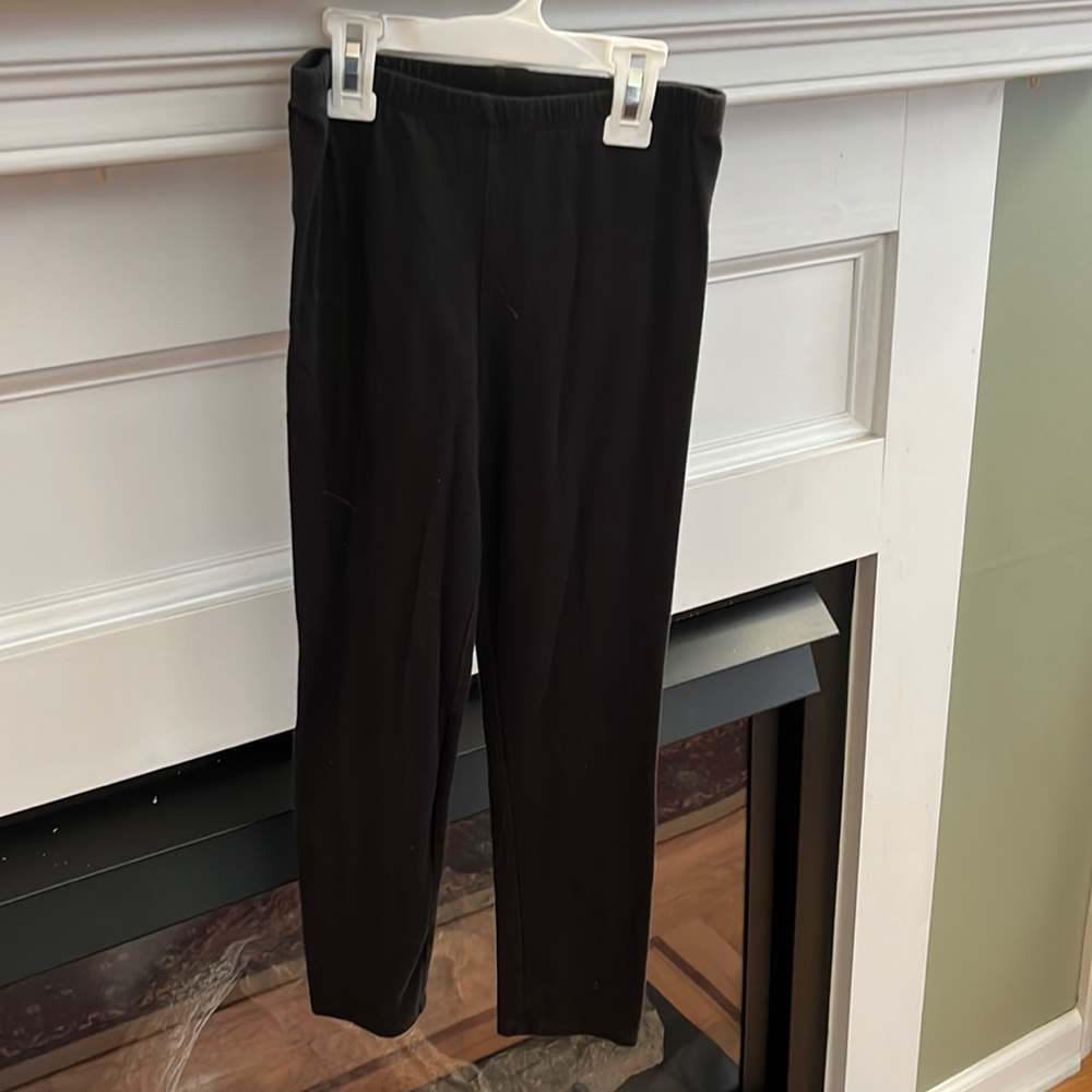 So Black Capri Leggings Size Small